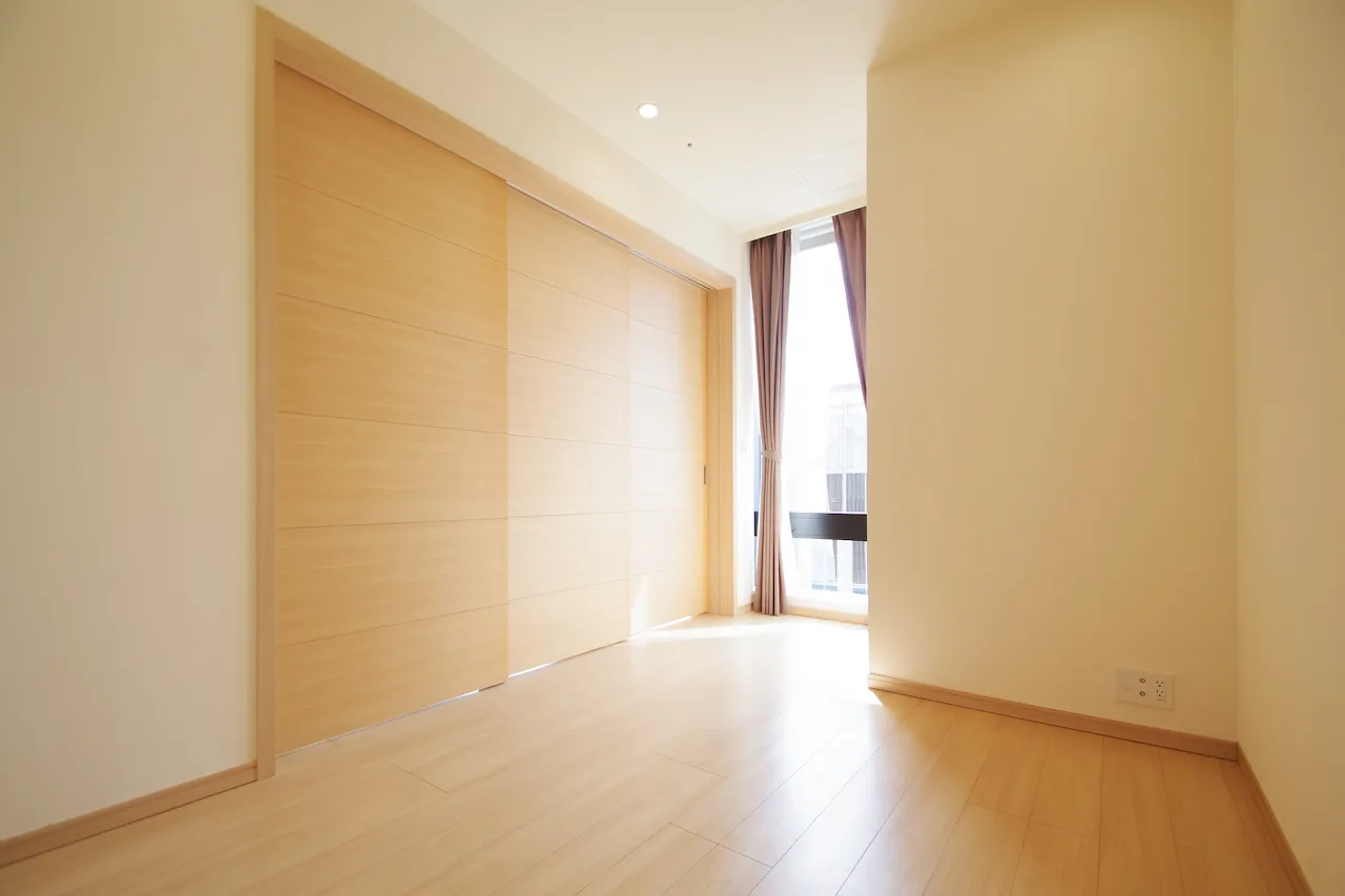 La Tour Shinjuku Grand - Interior - ["Flooring", "Floor", "Wood flooring"]