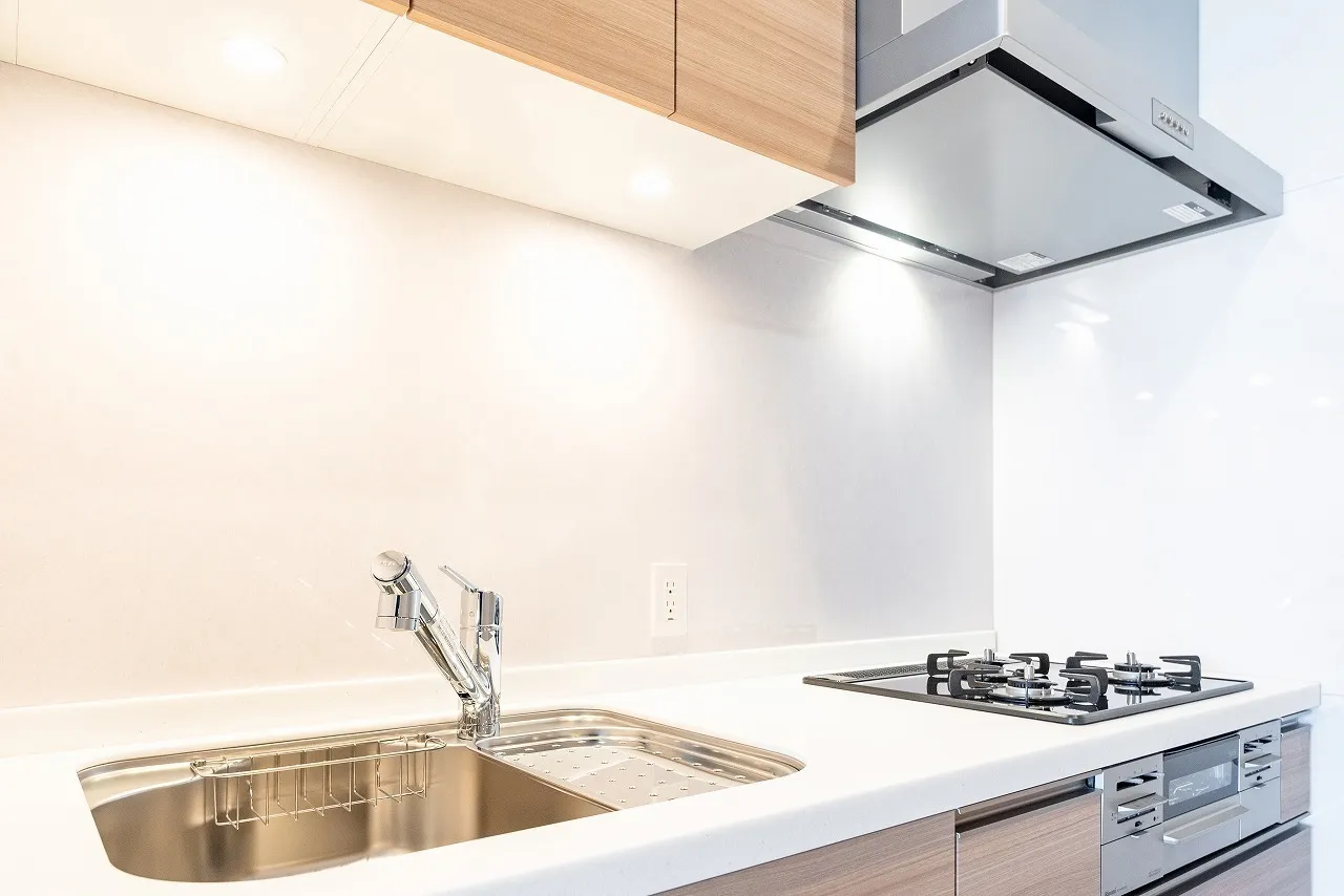 Nakano Station Residence - Interior - ["Kitchen", "Kitchen Sink", "Countertop"]
