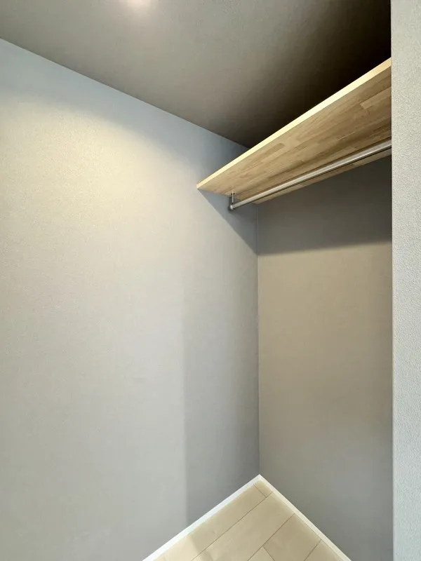 PREAS SHIBUYAHONMACHI - Interior - ["Wood", "Ceiling", "Grey"]