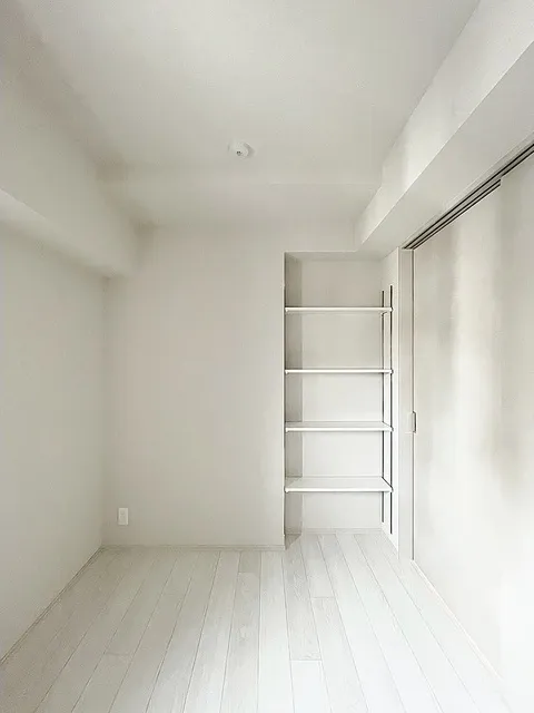 Lefon Progre Hongo 3-Chome - Interior - ["Flooring", "White", "Wood"]