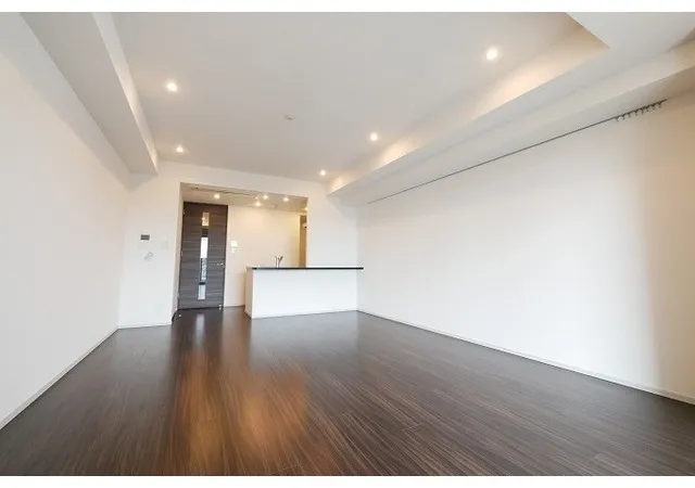 Comforia Shinjuku East Side Tower - Interior - ["Flooring", "Floor", "Wood"]