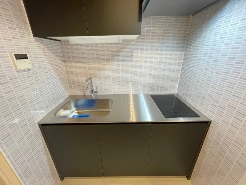 Residia Bunkyo Hongo - Interior - ["Flooring", "Plumbing fixture", "Kitchen Sink"]
