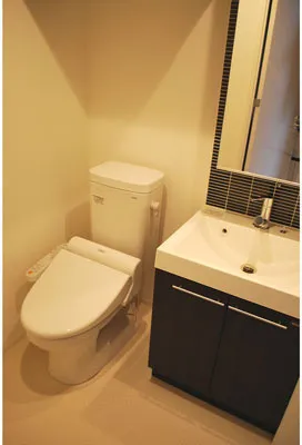 ZOOM Ebisu - Interior - ["Plumbing fixture", "Toilet seat", "Bathroom"]