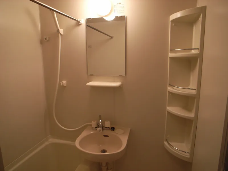 JAPT Suitengu - Interior - ["Bathroom", "Property", "Room"]