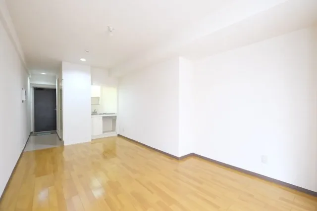 Bell Park City Nishi-Shinjuku - Interior - ["Flooring", "Floor", "Ceiling"]