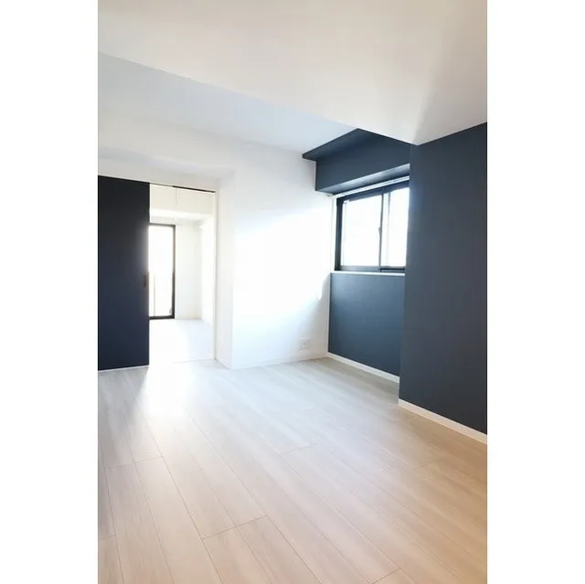 Sharm Toyo - Interior - ["Property", "Building", "Window"]