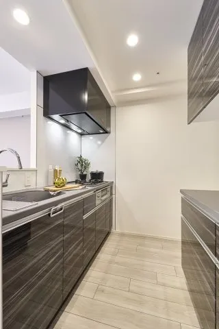 Proud Flat Toranomon - Interior - ["Kitchen", "Flooring", "Countertop"]