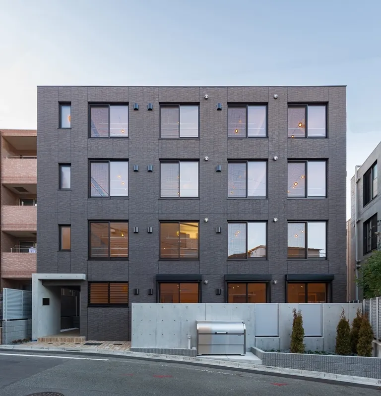 Live Flat Fudomae - Exterior - ["Building", "Window", "Plant"]