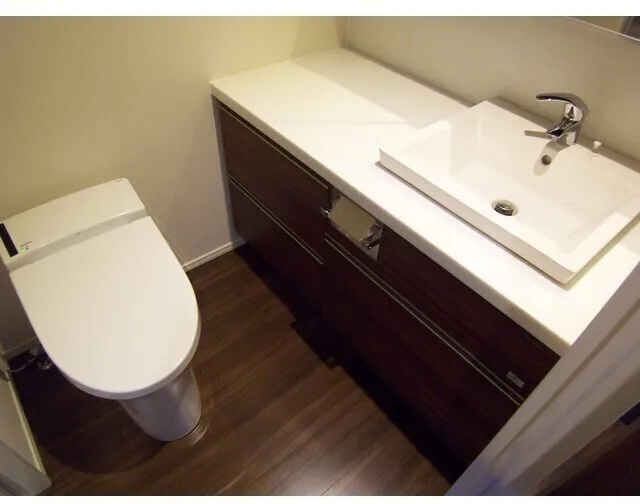 Comforia Higashinakano DEUX - Interior - ["Plumbing fixture", "Flooring", "Bathroom Sink"]
