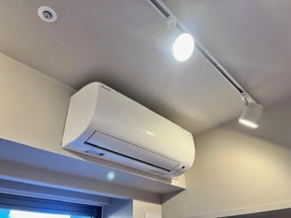 Brillia Ist Oimachi - Interior - ["Electronic device", "Ceiling", "Home appliance"]