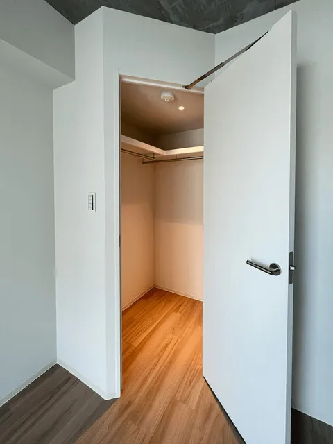 Well Square Hatsudai - Interior - ["Flooring", "Floor", "Wood"]