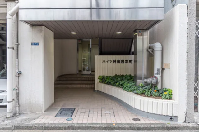 Heights Kanda Iwamotocho - Exterior - ["Houseplant"]