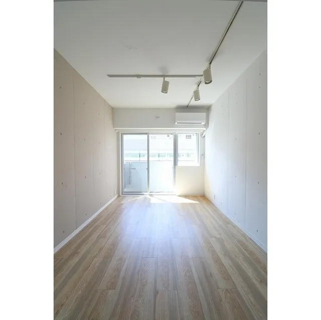 Premier Stage Osaki - Interior - ["Building", "Window", "Fixture"]