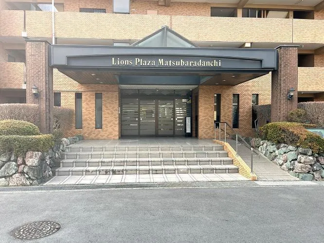 Lions Plaza Matsubara Housing Complex, Room 908