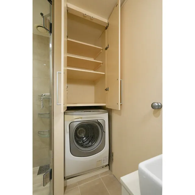 Frontier Residence The Tower Shinagawa - Interior - ["Kitchen appliance", "Home appliance", "Cabinetry"]
