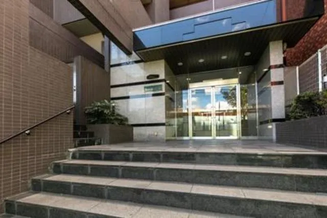 Astelion Shoto - Exterior - Building entrance