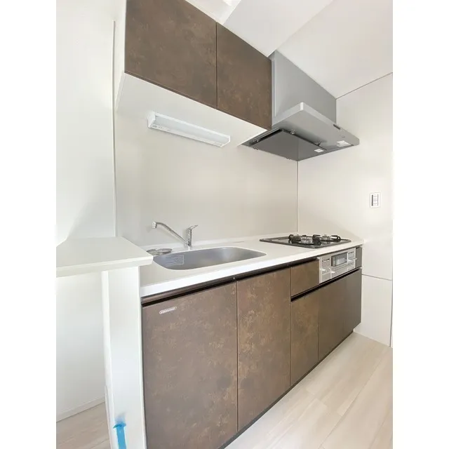 LIBR GRANT Haneda - Interior - ["Tap", "Cabinetry", "Sink"]