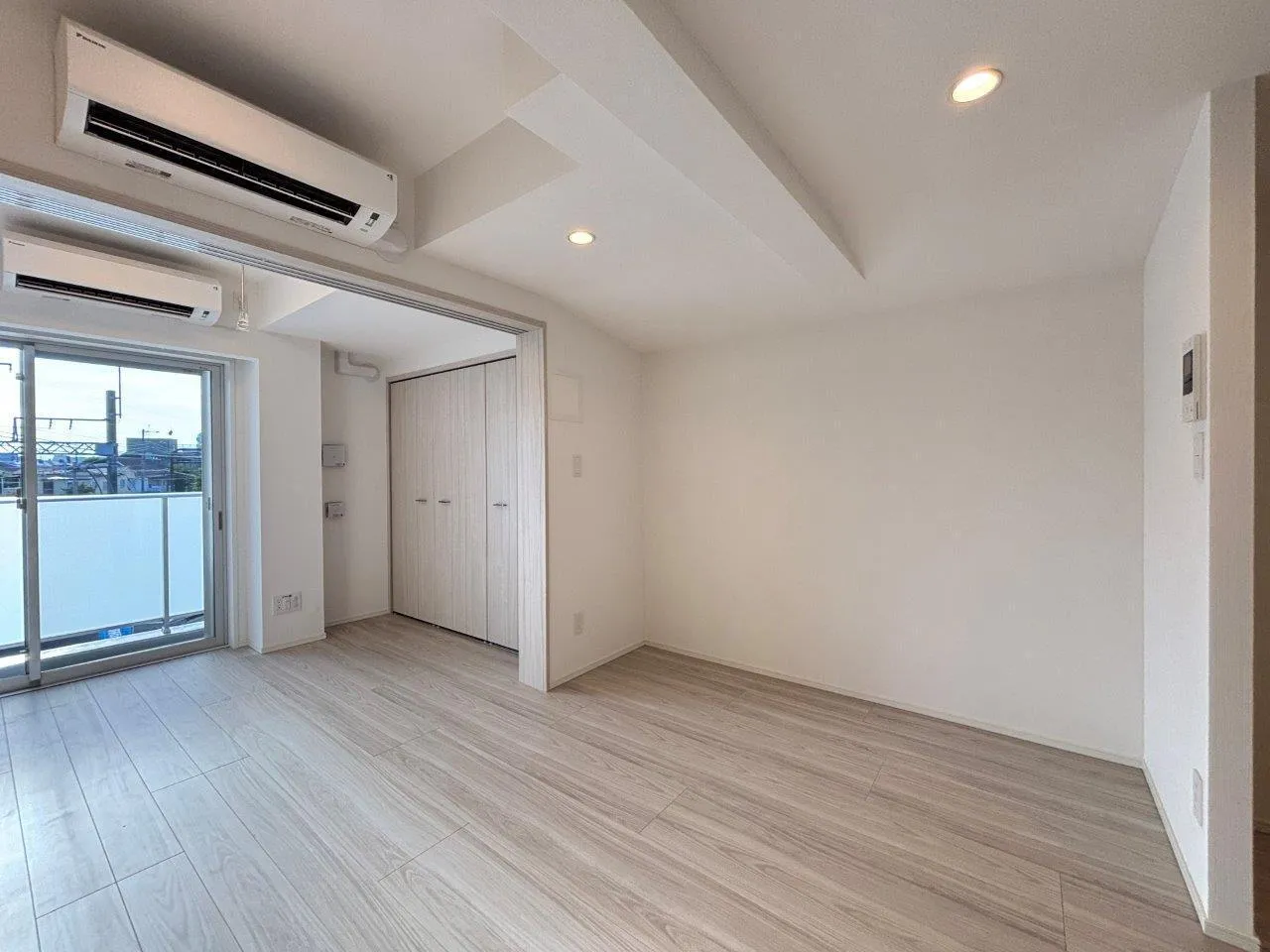 Lefon Livent Suginami Eifuku - Interior - ["Flooring", "Floor", "Apartment"]