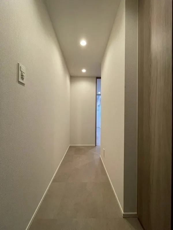 U Residence Higashiyukiya - Interior - ["Flooring", "Floor", "Wall"]