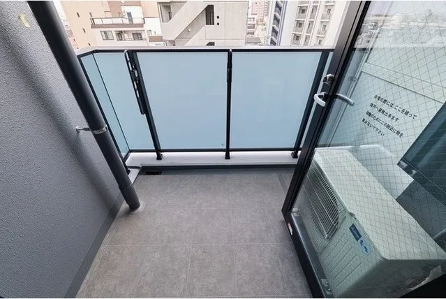 Lefon Progres Akabane Marks - Interior - ["Apartment", "Glass", "Balcony"]