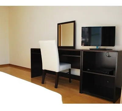 Brides Kanda - Interior - ["Furniture", "Electronic device", "Drawer"]