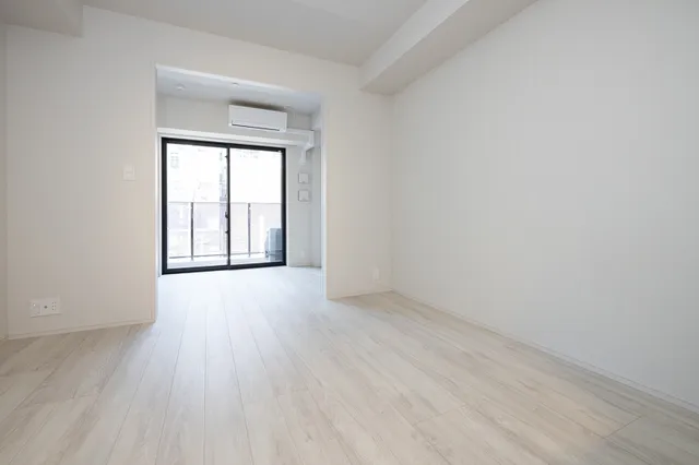 RJR Precia Higashijujo Garden - Interior - ["Flooring", "Floor", "Wood flooring"]