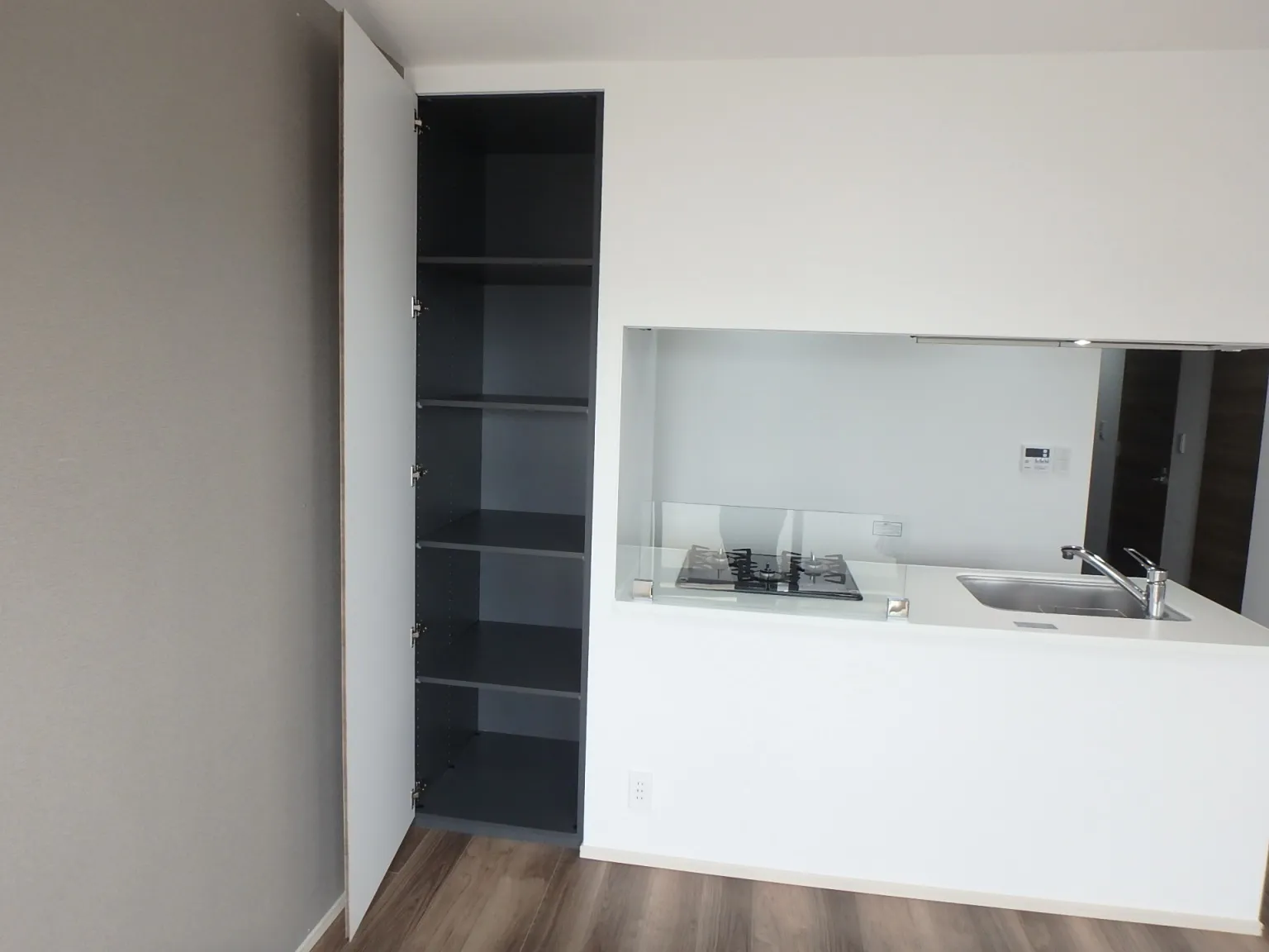Orchid Residence Ueno - Interior - ["Flooring", "Floor", "Interior design"]