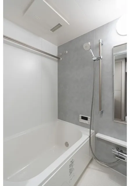 Comforia Higashiueno - Interior - ["Bathroom", "Plumbing fixture", "Flooring"]