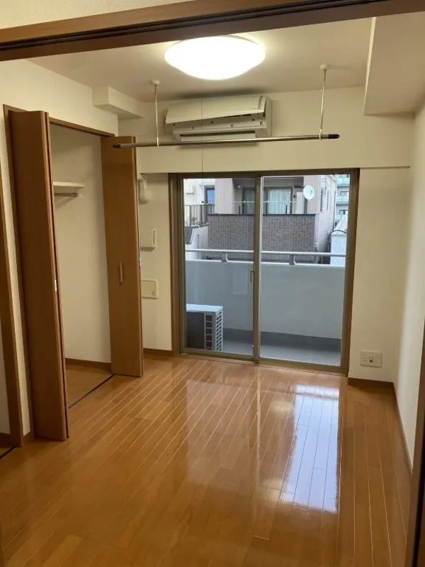 Sun God Duo Stage Kameido - Interior - ["Flooring", "Floor", "Wood flooring"]