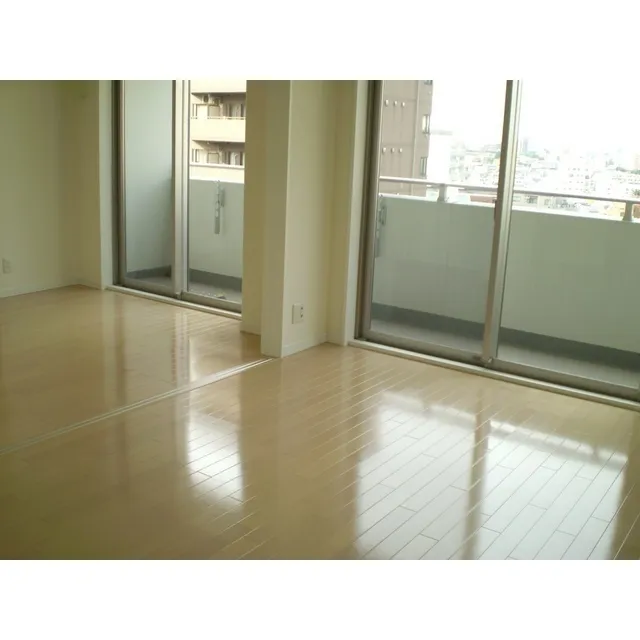 Comforia Kasuga Tomisaka - Interior - ["Cabinetry", "Wood", "Kitchen appliance"]