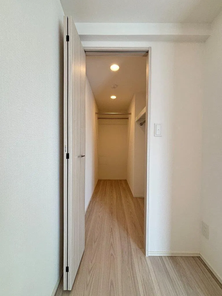 Lefon Livent Suginami Eifuku - Interior - ["Flooring", "Floor", "Wood"]