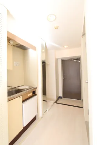 Prime Urban Oimachi II - Interior - ["Building", "Property", "Cabinetry"]