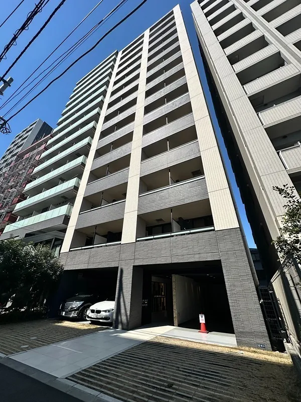 La Tierra Ojima - Exterior - []