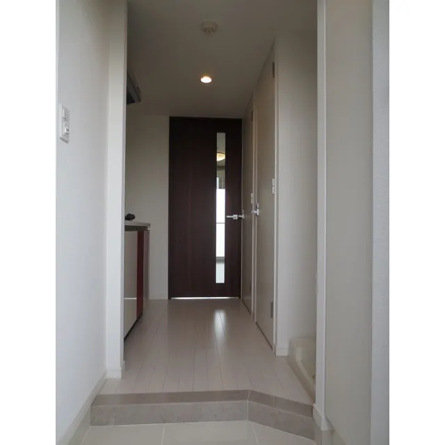 Lacras Hatagaya - Interior - ["Fixture", "Building", "Wood"]