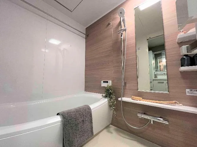 Ars Tama Plaza D. Hills Room 609