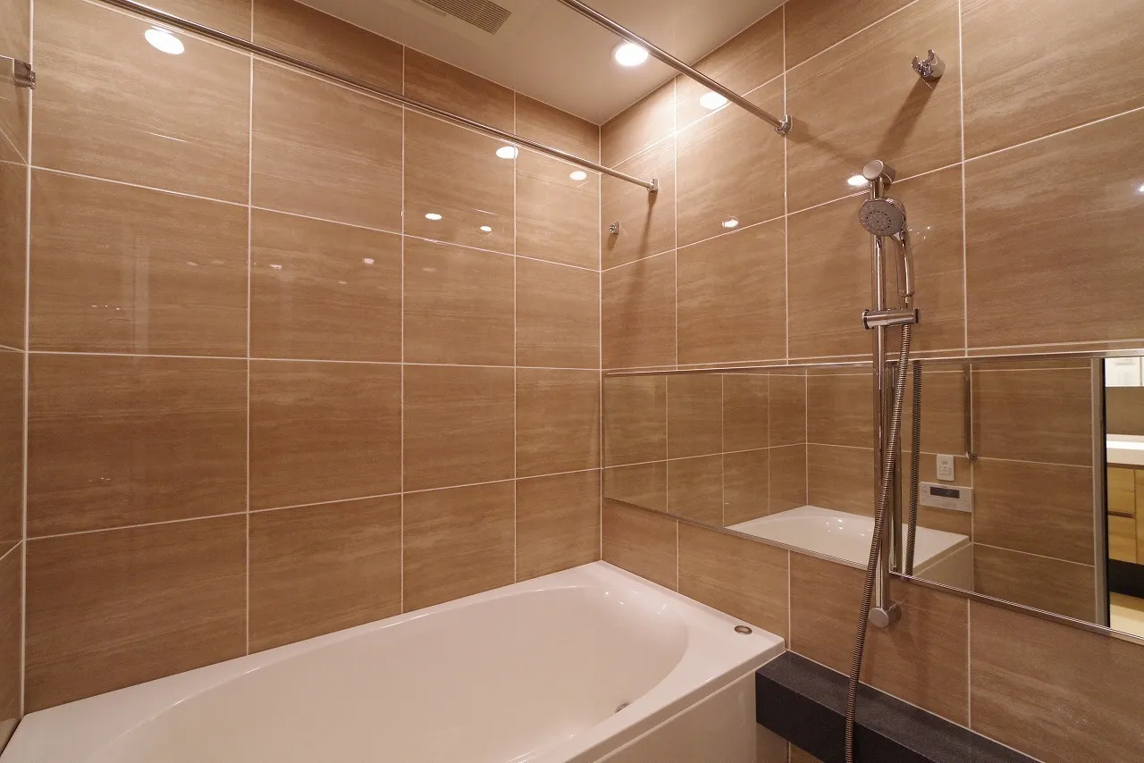 La Tour Shinjuku Grand - Interior - ["Flooring", "Floor", "Interior design"]
