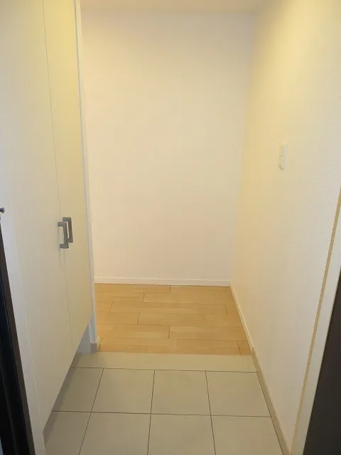 Esty Maison Oshima - Interior - ["Wall", "Wood", "Ceiling"]