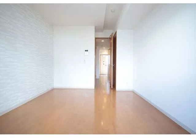 Aperto Nishi Shinjuku - Interior - ["Flooring", "Floor", "Wood"]