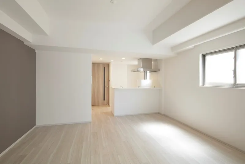 Dimus Kitahama - Interior - ["Flooring", "Floor", "Ceiling"]