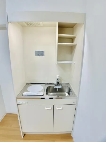 La Flats - Interior - ["Property", "Room", "Furniture"]
