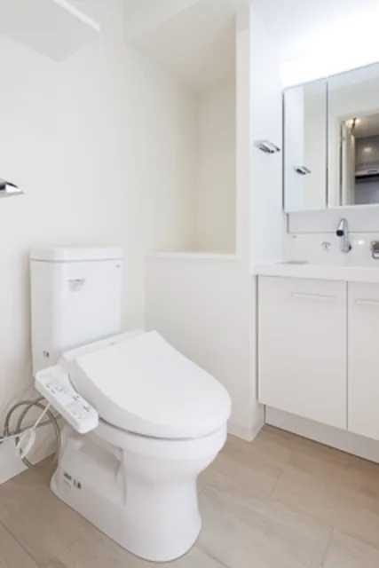 Westa Itabashi Nakajuku - Interior - ["Plumbing fixture", "Bathroom", "Toilet seat"]