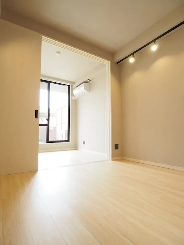 RESIDIA Sasazuka III - Interior - ["Flooring", "Floor", "Wood"]