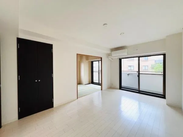KDX Residence Denenchofu - Interior - ["Floor", "Flooring", "Ceiling"]