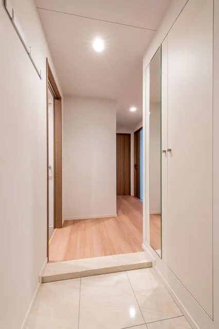 La Casa Hiroo - Interior - ["Property", "Fixture", "Door"]