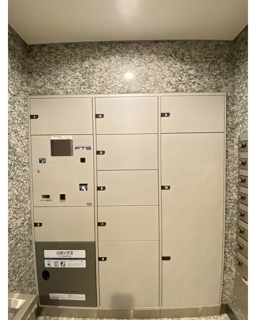 Comforia Nishimagome HILLSIDE - Exterior - ["Locker", "Household hardware", "Aluminium"]
