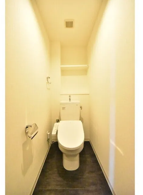 Gran Paseo Ookayama II - Interior - ["Toilet seat", "Toilet", "Flooring"]