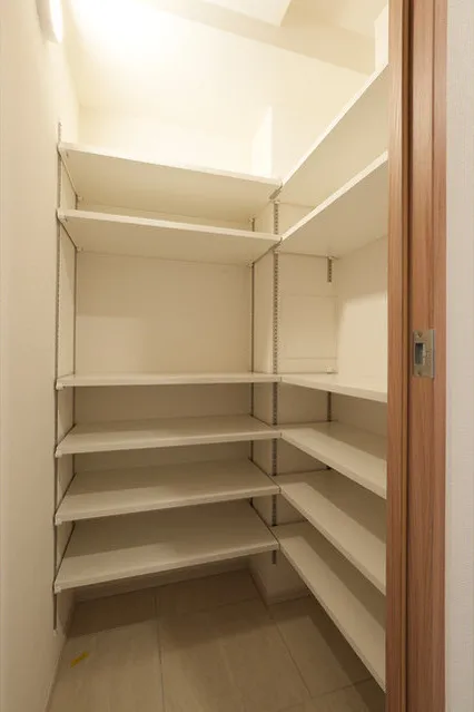 La Tierra Otorii - Interior - ["Flooring", "Wood", "Floor"]