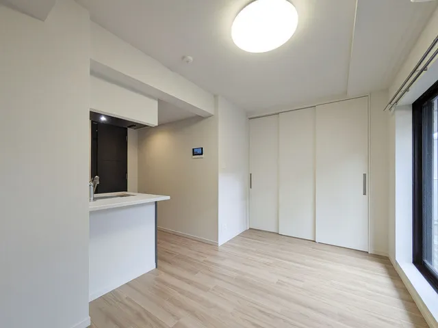 Renaissance Court Meguro Minami - Interior - ["Flooring", "Floor", "Ceiling"]