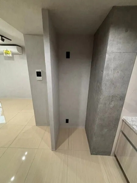 EXAM AKASAKA - Interior - ["Flooring", "Floor", "Grey"]