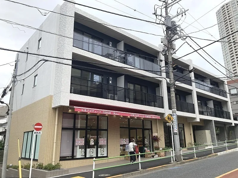 Comfort South Shirokanedai - Exterior - ["Building", "Window", "Sky"]
